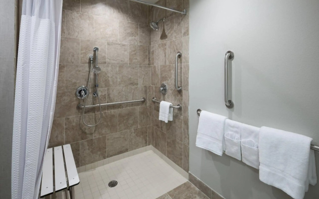 Courtyard by Marriott Dallas Plano/Richardson