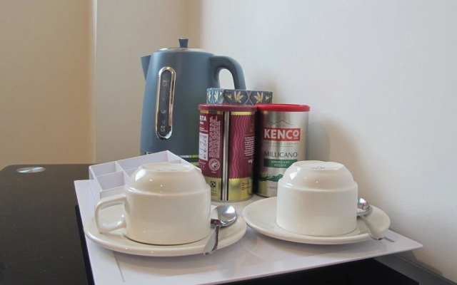 Lovely-cozy Apartment in Brierley Hill