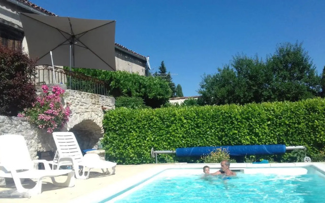 Grange Voutée avec jardin