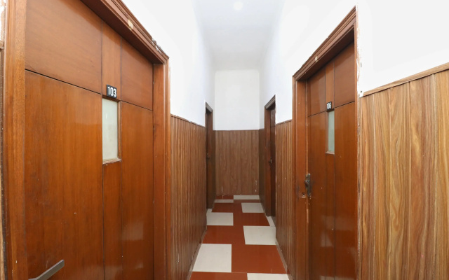 Hotel O Punjab Residency