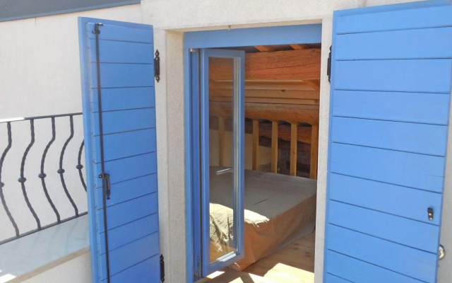 Stone House Apartments