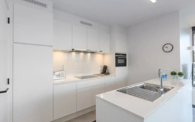 Newly Built Flat Near the City Centre