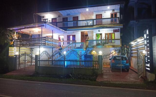 White Pearl Homestay
