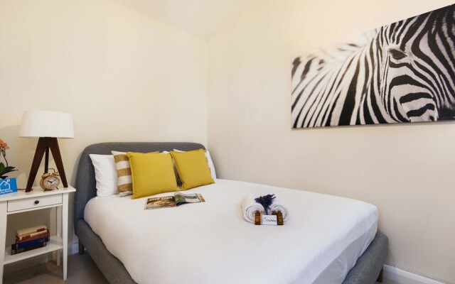 The Lexham Mews Gem - SCR