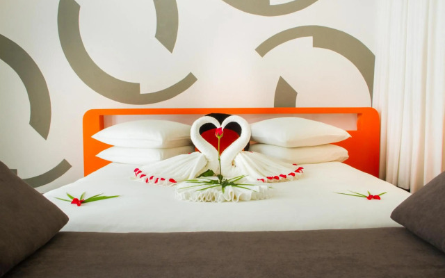 SUN & MOON, Urban Hotel