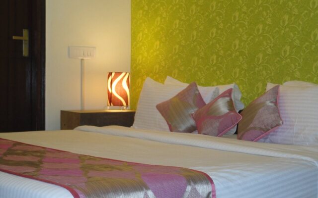 Kehar Palace by OYO Rooms