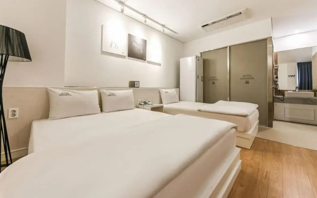 Hotel Insomnia