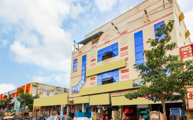 OYO 18510 Hotel Sri Venkateshwara