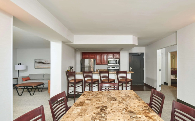 DoubleTree by Hilton Fullerton
