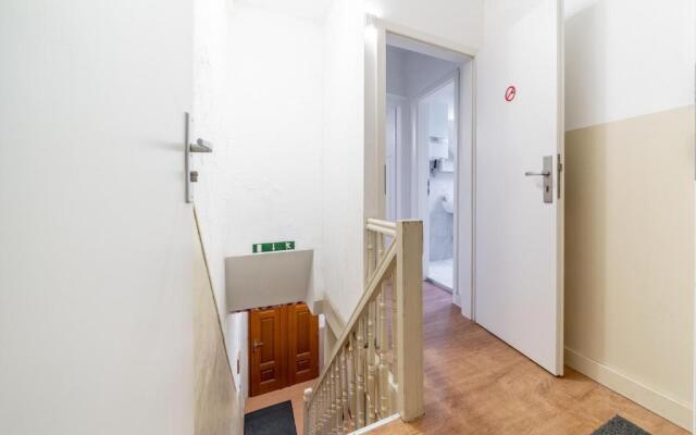 Id 6956 - Private Apartment