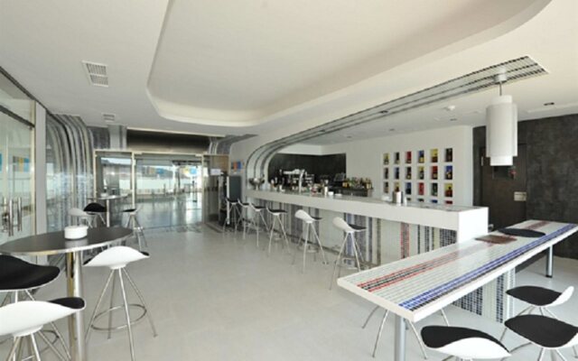 ON ALETA ROOM designed for adults