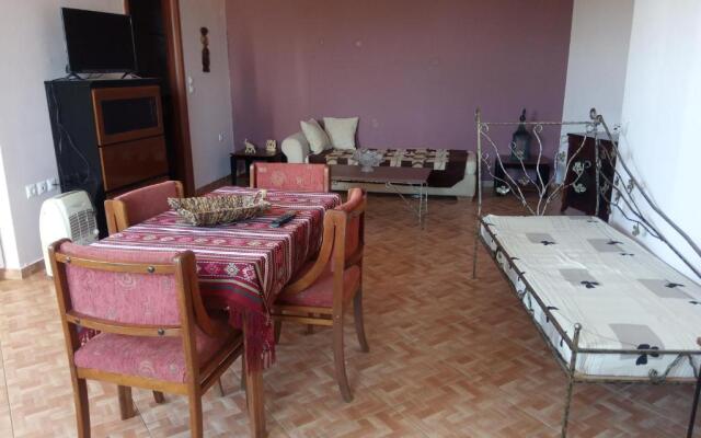 Maritsas House