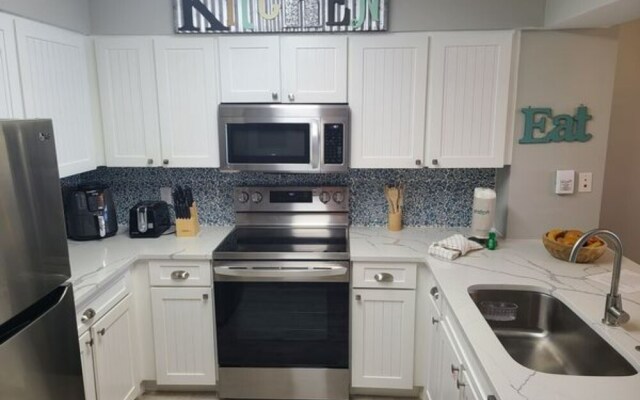 Pelican Beach 1213 2 Bedroom Condo