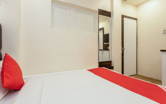 OYO 24822 Samarth Guest House
