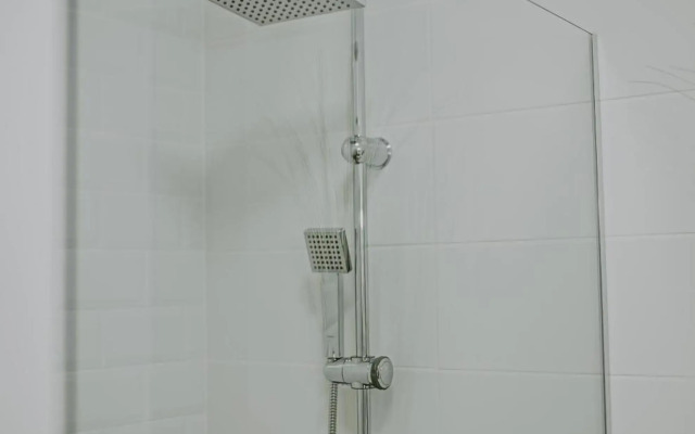 SunsetView Apartment