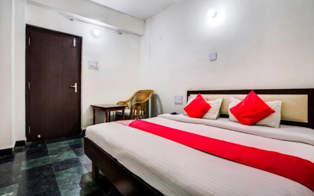 Sekhar's Rest House By OYO Rooms