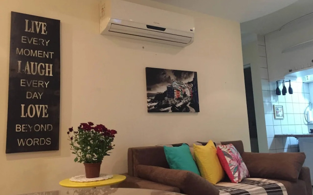 Apartamento mobiliado pertinho beira mar