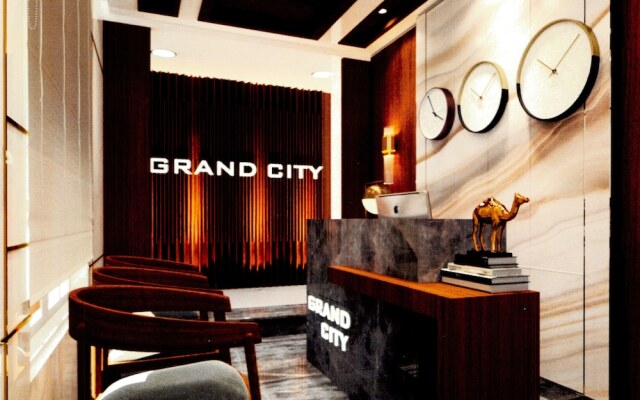 Grand City Hotel