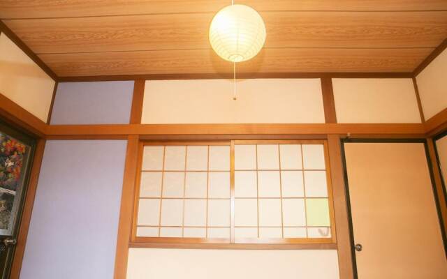 Minpaku Ambo