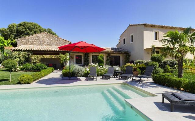 Maison Eygalières, 4 pièces, 6 personnes - FR-1-599-19