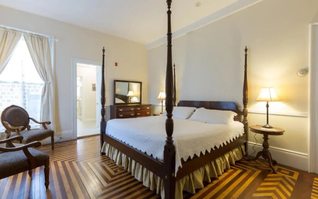 The Salem Inn