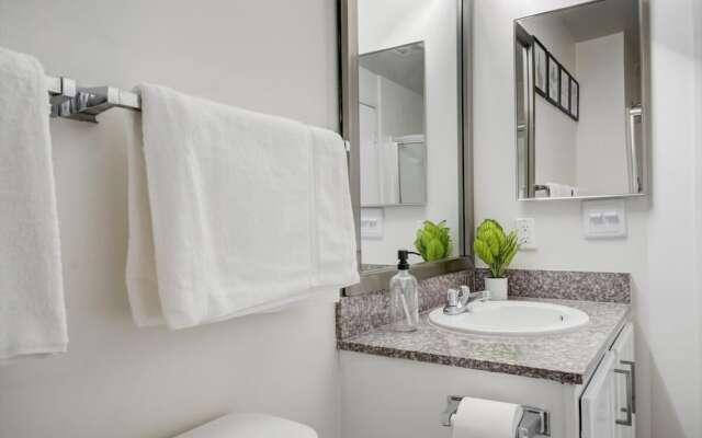 CozySuites The Block Skybridge Access