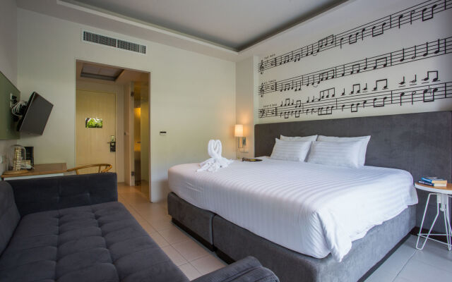 The Melody Phuket Hotel (SHA Plus+)