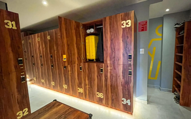 The Yellow Capsule Cancun Close to Airport
