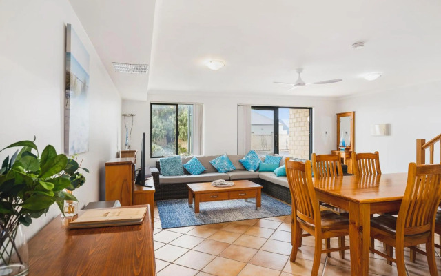 All Decked Out, Geographe Marina