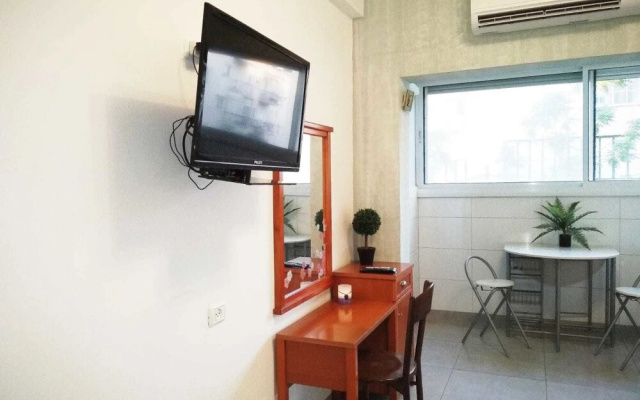 S&L Studio near Rambam & sea