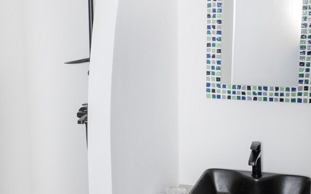 Bellevue Studio - Boutique Studio in Naousa