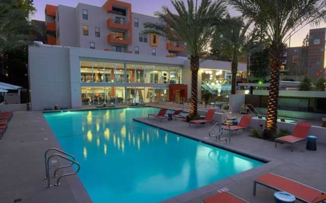 Global Luxury Suites at Studio City