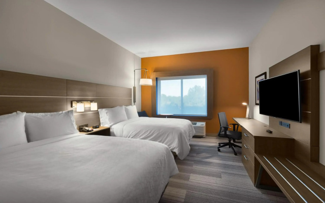 Holiday Inn Express & Suites Fayetteville South by IHG