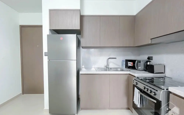 Luxurious 1B With Breathtaking Views Downtown