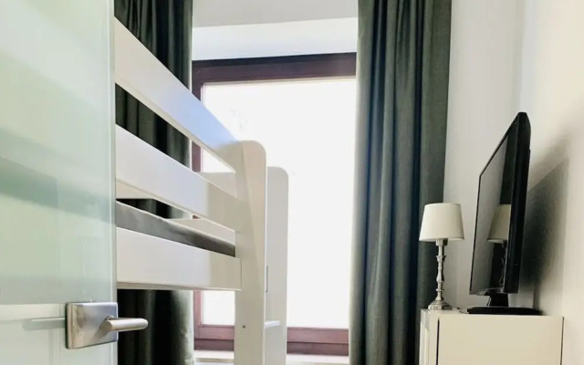 Sea air Modern Retreat