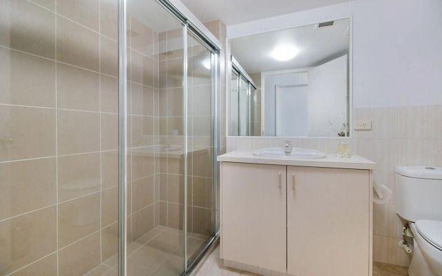 Meridian Tower Apartments