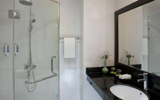 Holidays-hanoi Hotel