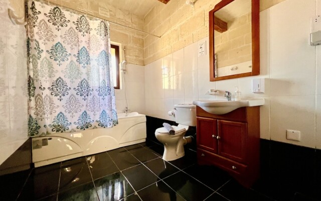 Grotto's Paradise B&B