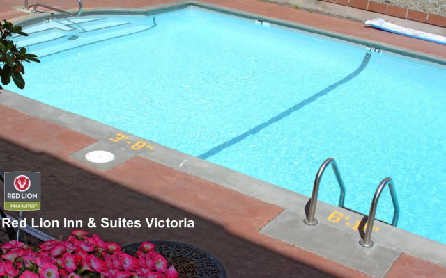 Red Lion Inn and Suites