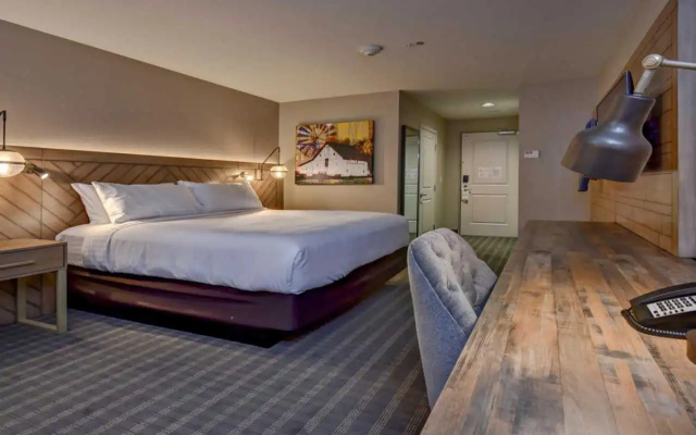 hotelImage