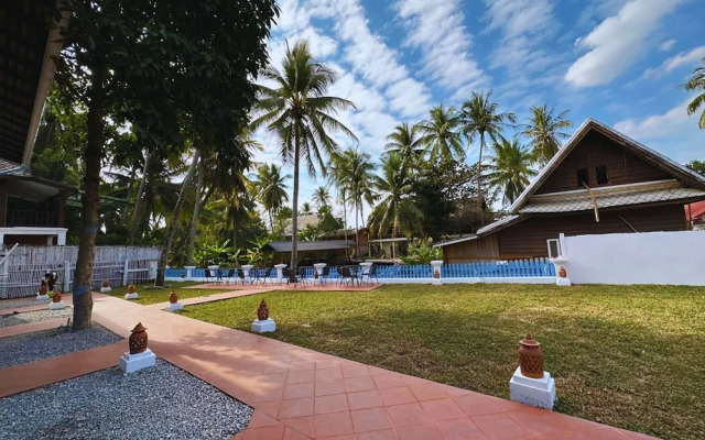 Sadakham hotel