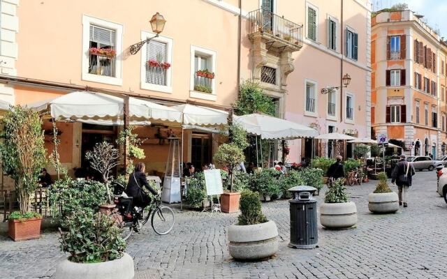 Trastevere Luxury Design Apartment