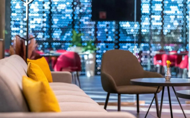 Flow Hotel & Conference