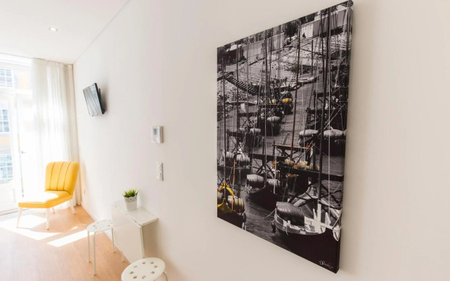 Downtown Porto Mouzinho Studio Apts