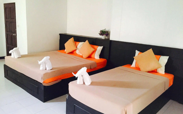 Benetti Lodge Guesthouse Patong