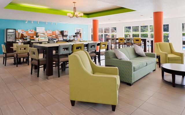 Holiday Inn Express & Suites Florida City by IHG