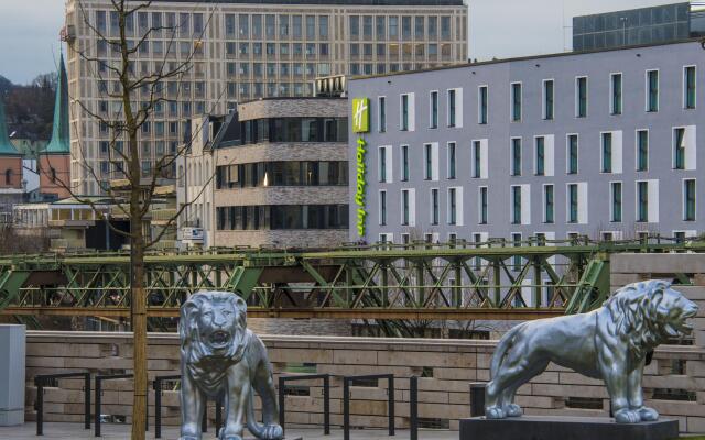 Holiday Inn Express Wuppertal - Hauptbahnhof by IHG