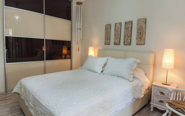 Stylish Athinas House in Kallithea