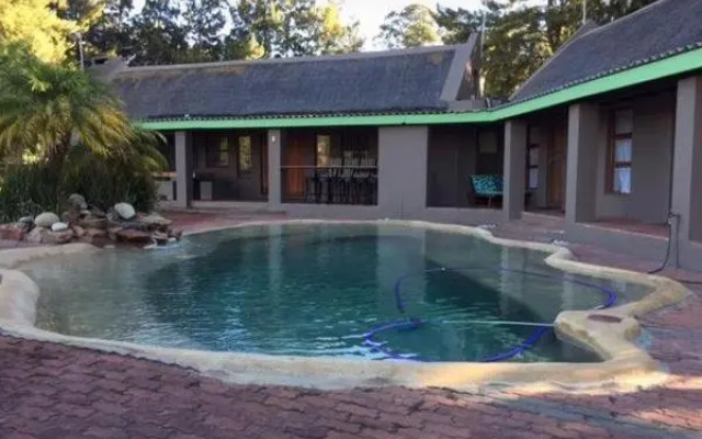 Rivers Own Guest Lodge