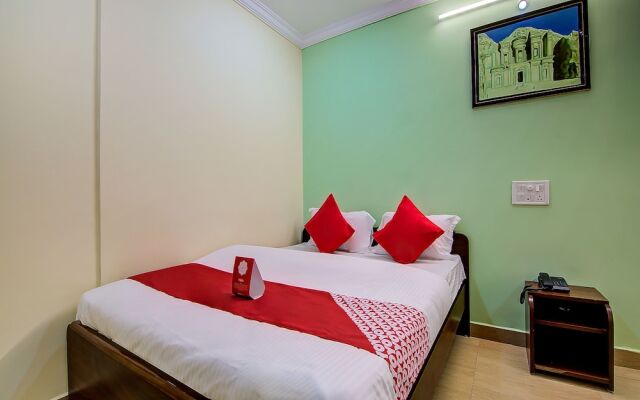 OYO 14507 Lalitha Delight